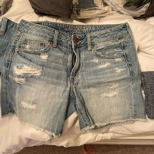 American Eagle shorts size 4
